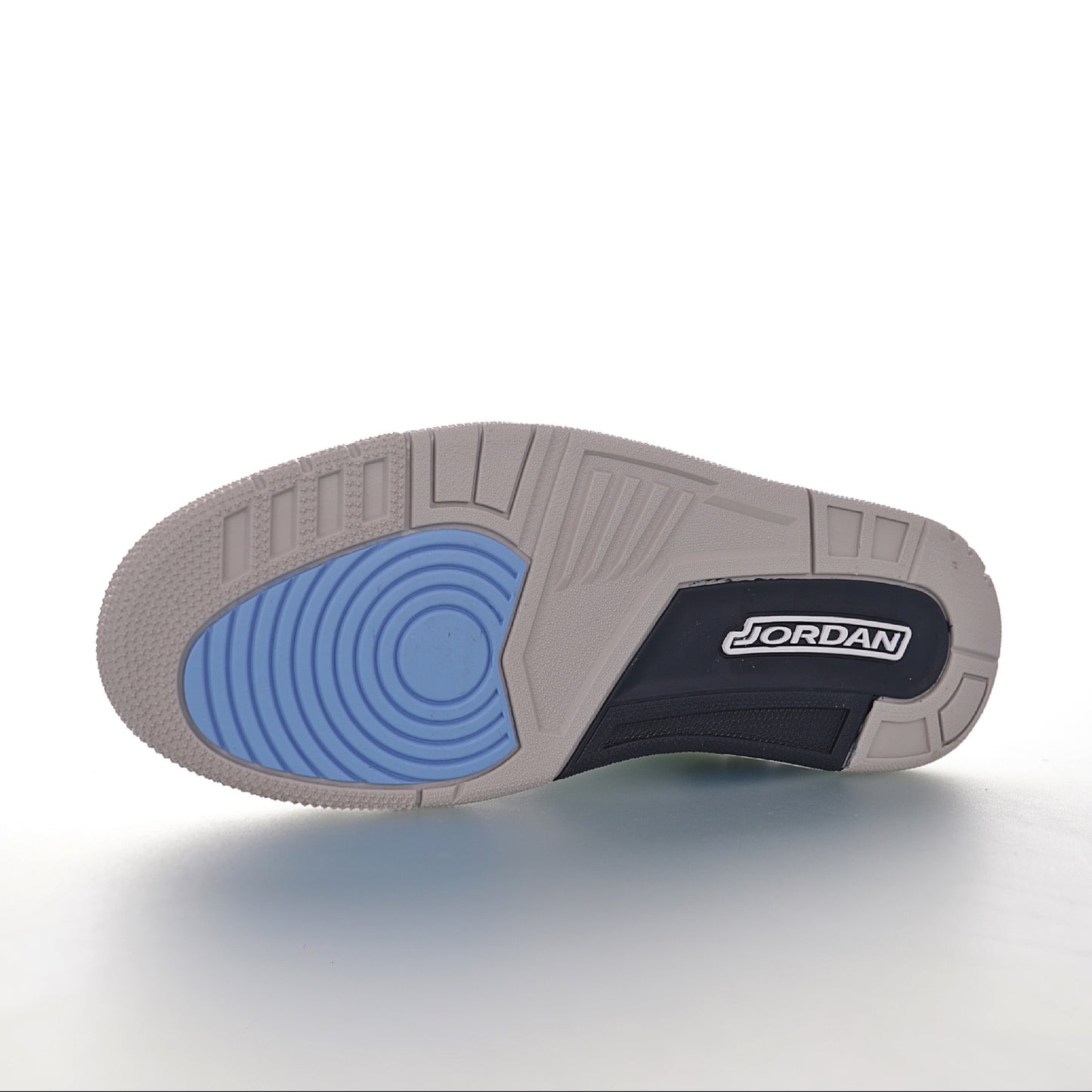 Air Jordan 3 North Carolina