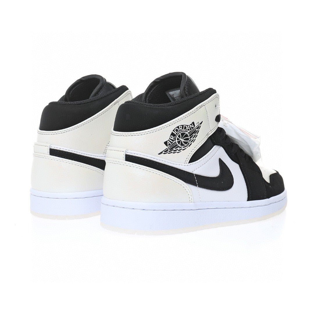 Air Jordan 1 Mid Diamond Shorts