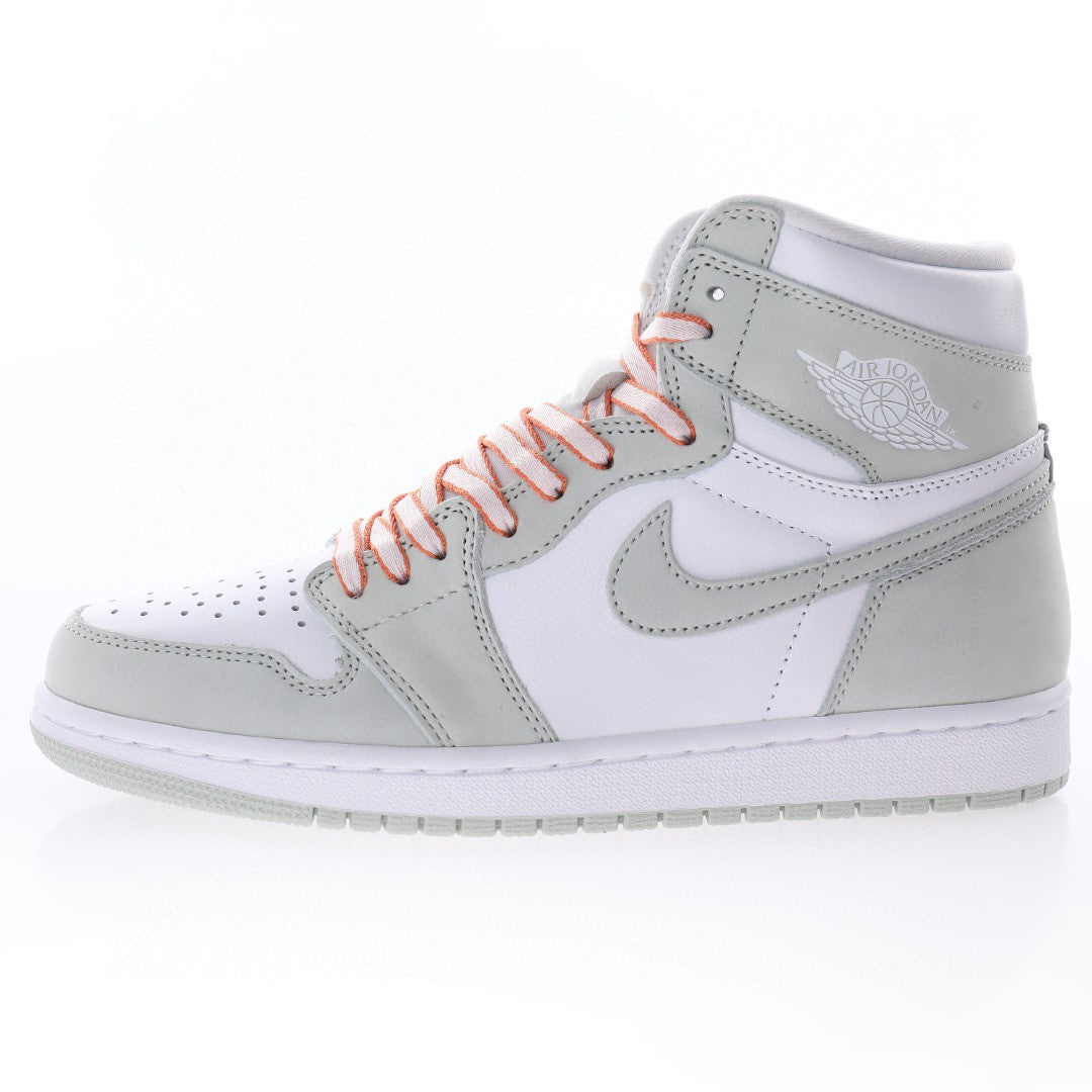 Air Jordan 1 Retro High OG Seafoam