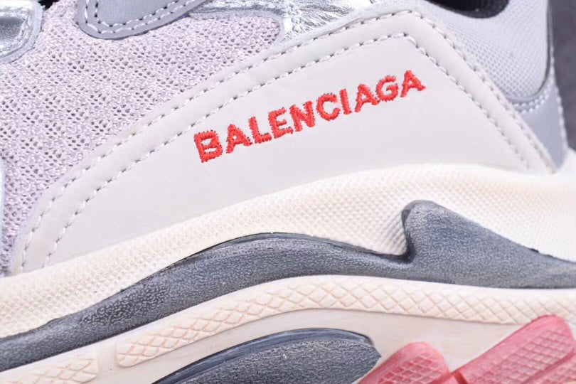 Balenciaga Triple S Oro