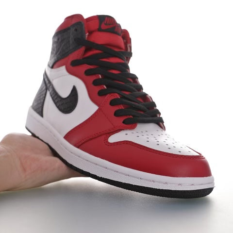 Air Jordan 1 Retro High Satin Snake Chicago (W)