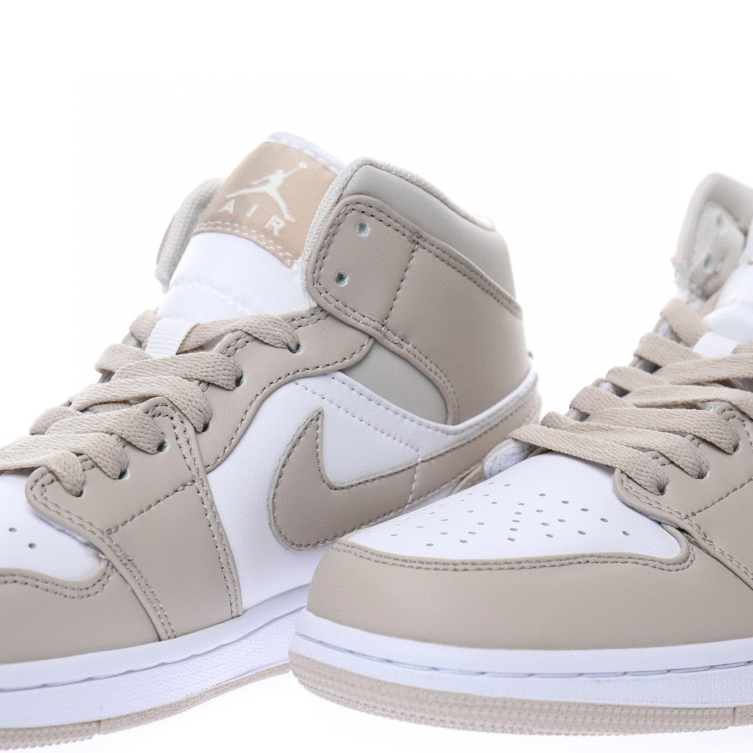 Air Jordan 1 Mid Shoes