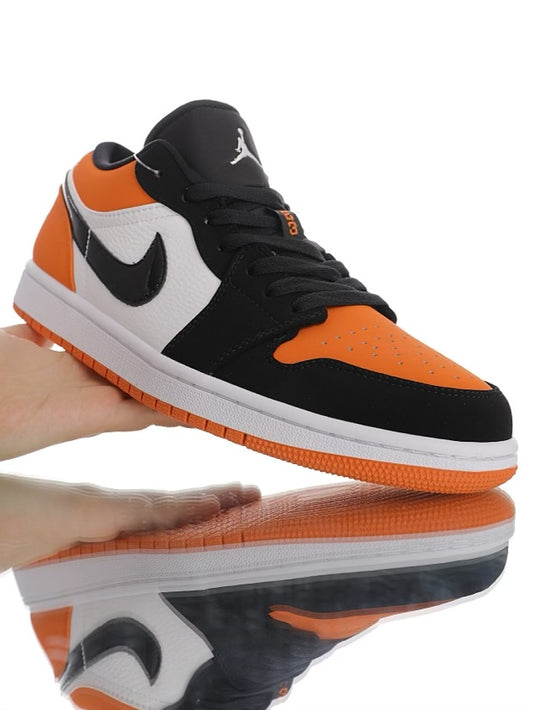 Air Jordan Low Orange