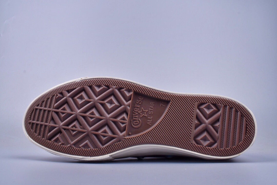 Converse x Comme des Garçons PLAY Chuck 70