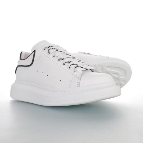 Alexander McQueen White Costum