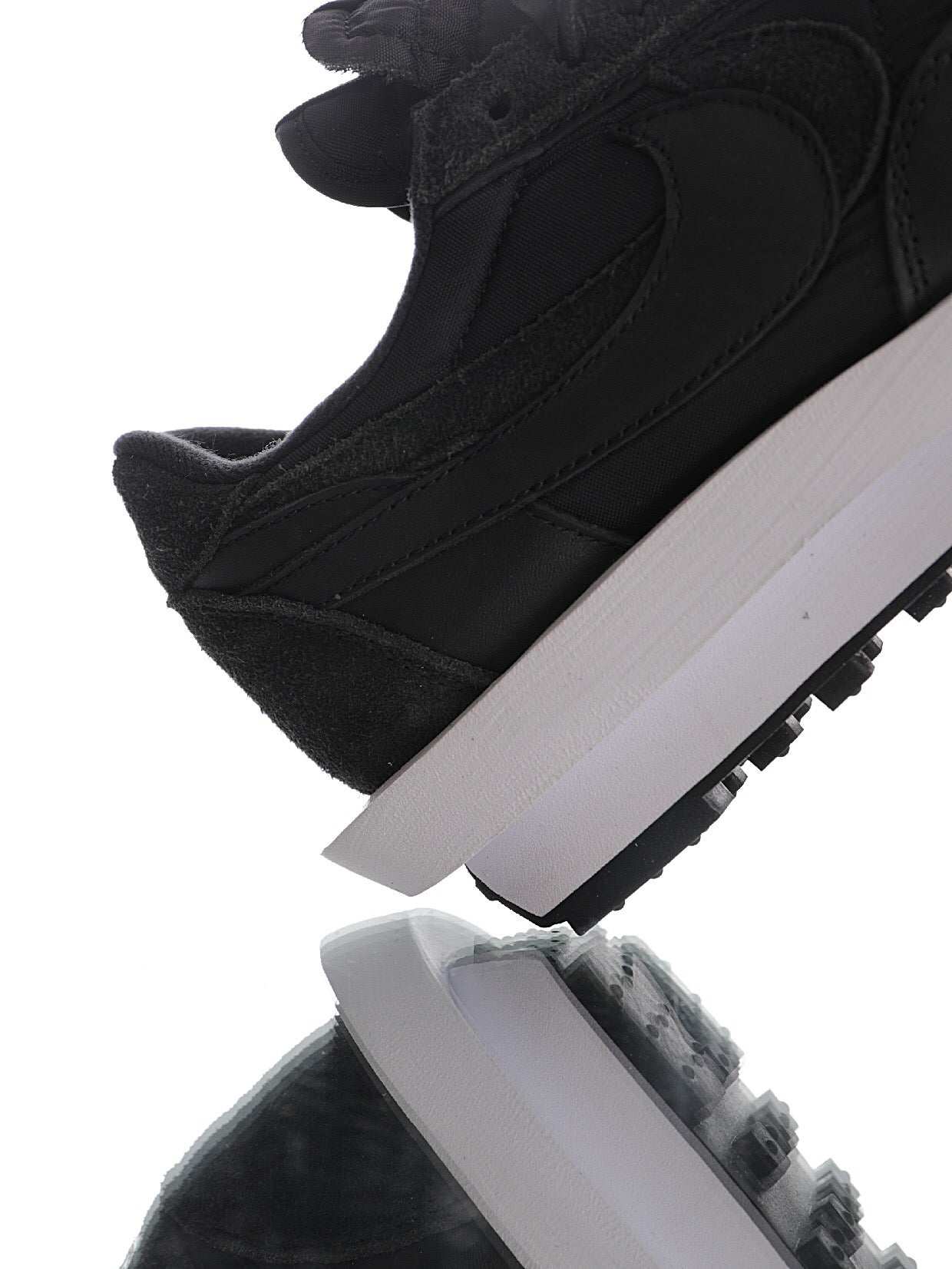 Nike LD Waffle sacai Black Nylon