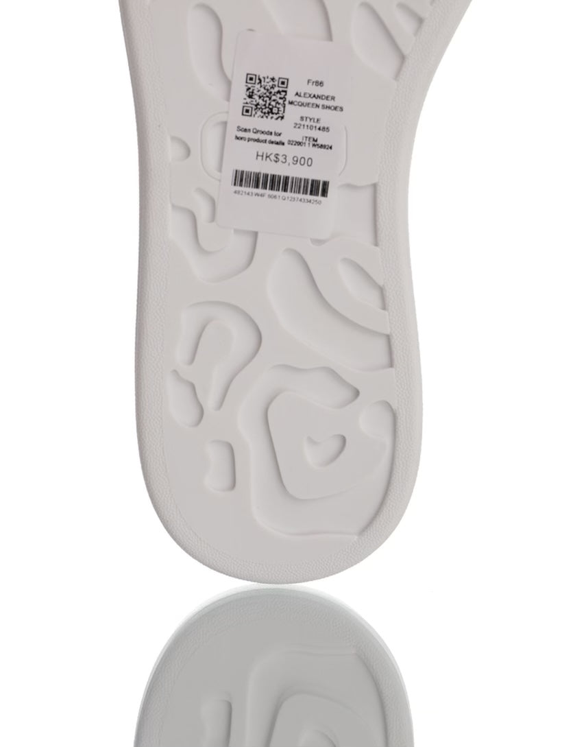 Alexander McQueen White&Black Costum