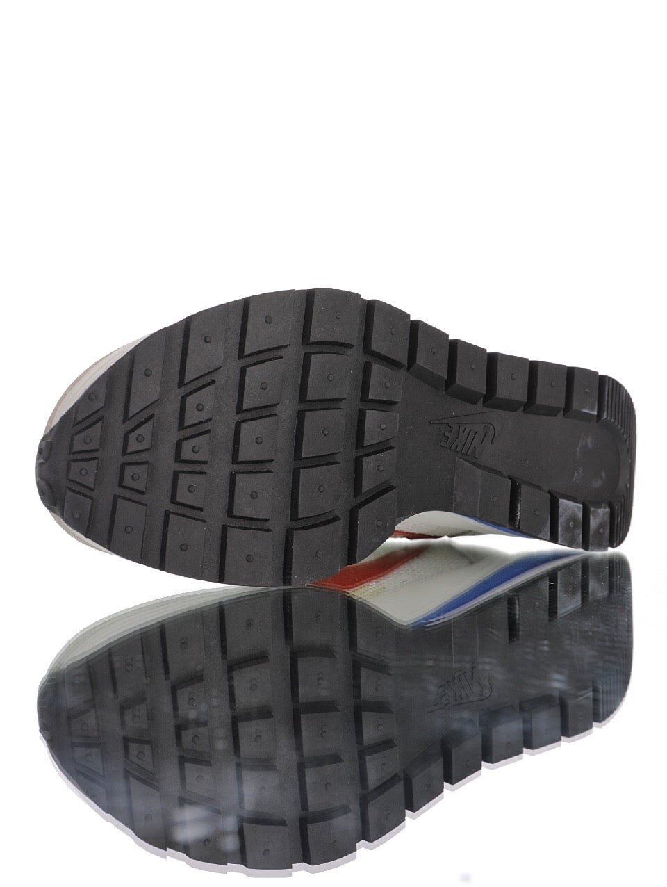 Nike sacai vaporwaffle Royal Fuchsia