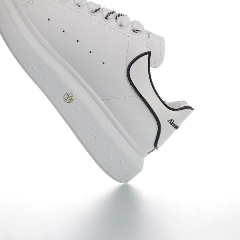 Alexander McQueen White Costum