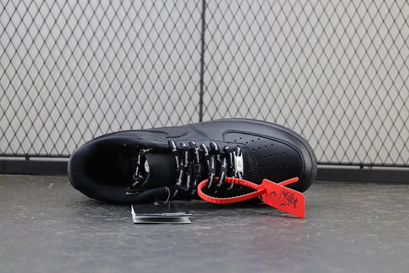 Air Force 1 x supreme black