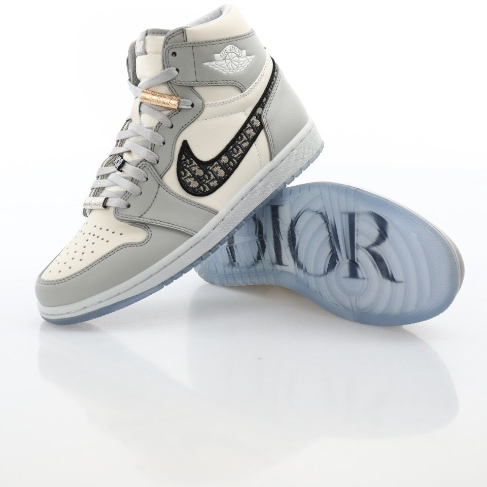 Air Jordan 1 Retro High Dior