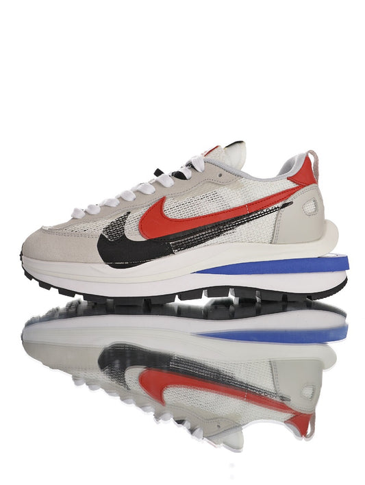 Nike sacai vaporwaffle Royal Fuchsia