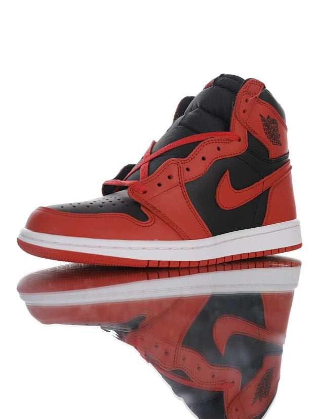 Air Jordan 1 Retro High Bred Banned (2016)