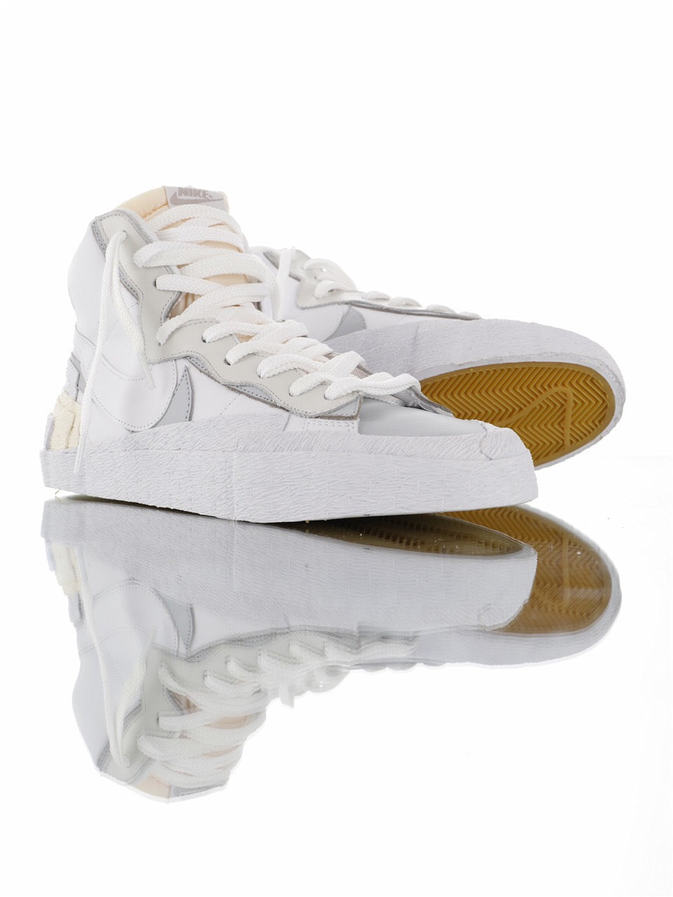 Nike Blazer Mid sacai White Grey