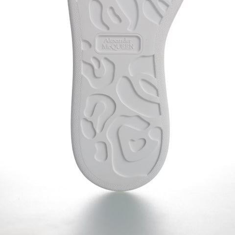 Alexander McQueen White Costum