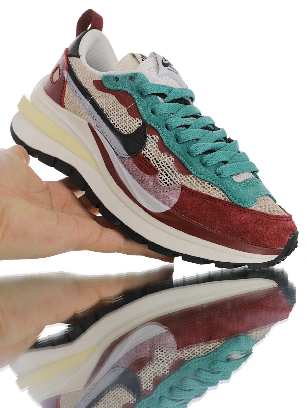 Nike sacai Vaporwaffle