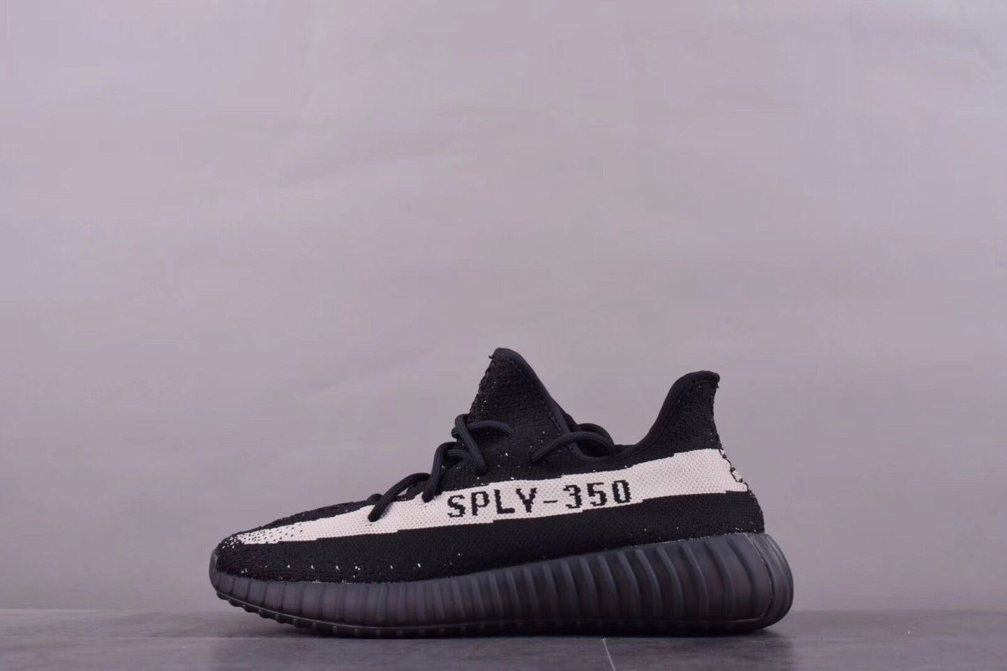 Yeezy Boost 350 V2 "Oreo"