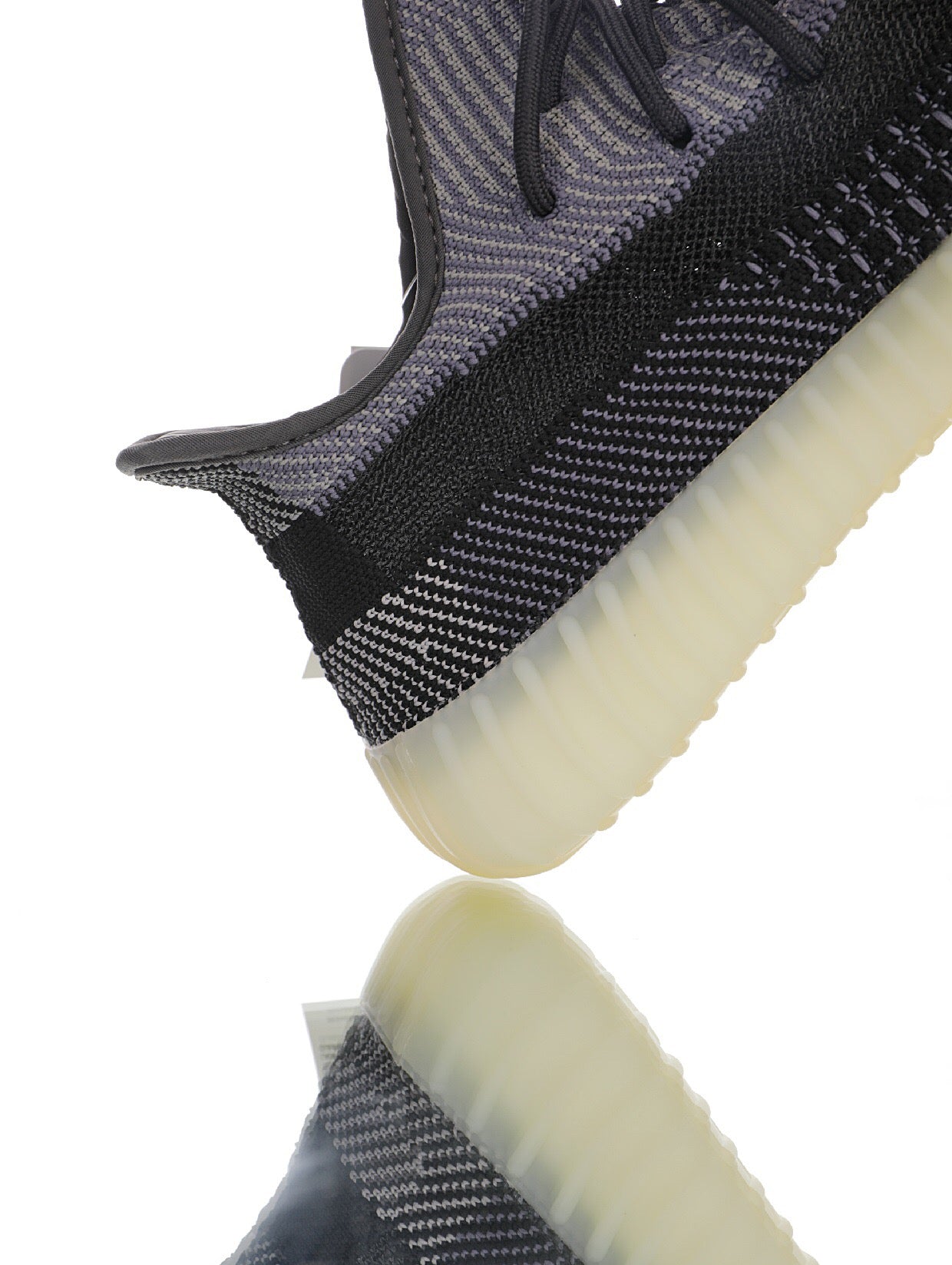 Yeezy Boost 350 V2 Carbon