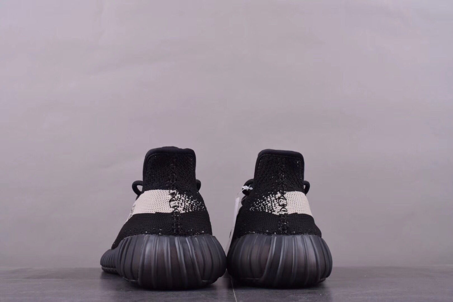 Yeezy Boost 350 V2 "Oreo"