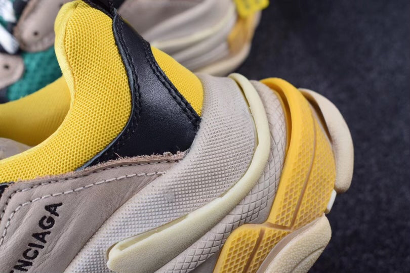 Balenciaga Triple S 1