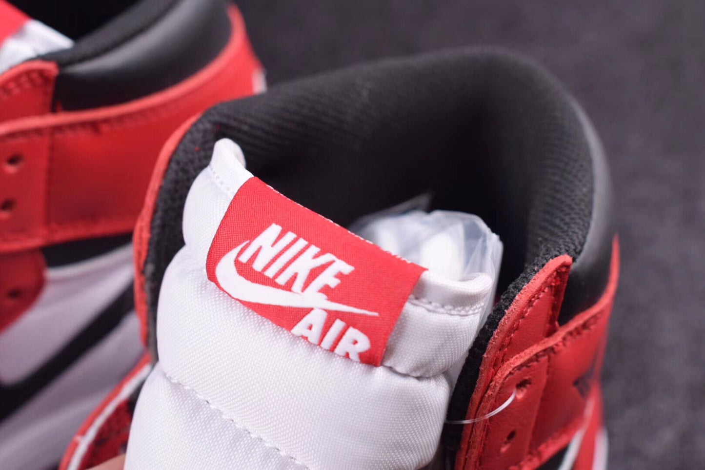 Air Jordan 1 Chicago